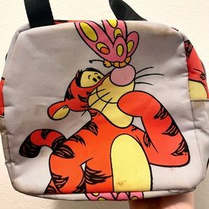 Disney’s Winnie the Pooh ‘Tigger’ themed lunch box